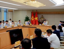Phó Thủ tướng Trần Hồng Hà chỉ đạo xây dựng lộ trình chuyển đổi xanh cho ngành hàng không