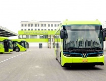 Hà Nội đẩy nhanh lộ trình hạn chế xe máy và chuyển đổi xe buýt xanh