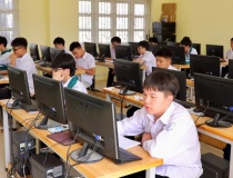 Tổ chức thi tốt nghiệp THPT trên máy tính: Kiến tạo mô thức mới trong thi cử