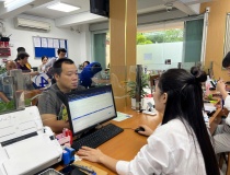 Phường đầu tiên của Hà Nội đưa robot AI vào phục vụ nhân dân