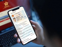 Người dân yên tâm chờ đợi để được điều chỉnh chính xác thông tin trên VNeID