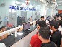 Hà Nội nghiên cứu tăng lệ phí trước bạ, phí biển số ô tô, xe máy dùng nhiên liệu hóa thạch
