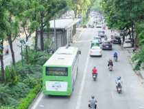 Hà Nội lập tổ công tác tham mưu chuyển phương tiện xanh và trạm sạc xe điện