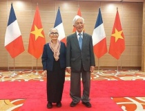 Hai nhà khoa học gốc Việt thăng hạng Huân chương Bắc đẩu bội tinh lên hạng Sỹ quan