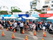Giới tài xế công nghệ chủ động đổi xe điện tại sự kiện “Đổi xăng lấy điện” ở TP.HCM