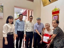 Xã Ô Diên, Thành phố Hà Nội: Thăm và tặng quà gia đình chính sách, người có công