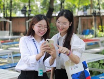 Nhiều trường đại học công bố điểm sàn, mở rộng xét tuyển bằng chứng chỉ quốc tế