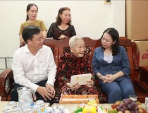 Lãnh đạo Đảng, Nhà nước, Quốc hội tri ân gia đình chính sách, người có công ở nhiều địa phương