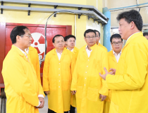 Phó Thủ tướng Bùi Thanh Sơn làm việc với Viện Nghiên cứu hạt nhân