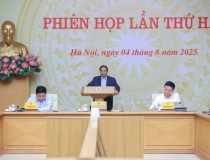 Thủ tướng: Chậm nhất tới 2027 phải thiết kế, chế tạo, kiểm thử một số chíp bán dẫn