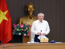 Sắc sảo trong đấu tranh, phản bác các quan điểm, sai trái thù địch trong tình hình mới