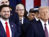 Apple cam kết đầu tư thêm 100 tỷ USD vào sản xuất nội địa Mỹ