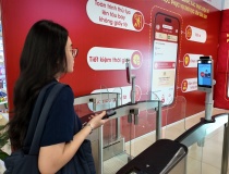 Huế đẩy mạnh ứng dụng định danh điện tử VNeID tại sân bay