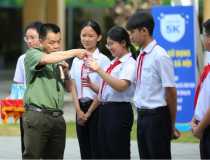 Xây dựng Khung năng lực số cho công dân: Khởi đầu từ trường học