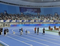 Robot đá bóng, boxing và chạy nước rút tại đại hội thể thao quốc tế lần đầu tiên