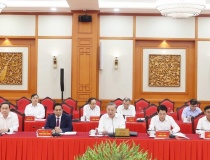 Bộ Chính trị làm việc với Ban Thường vụ Quân ủy Trung ương