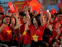 Tặng quà cho toàn dân ăn Tết Độc lập