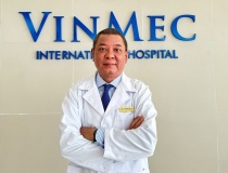 TS.BS Quách Hữu Trung – Người “gieo hạt” đổi mới cho y tế miền Trung và hành trình tại Vinmec Đà Nẵng
