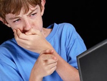 Cảnh báo: Lừa đảo, khiêu dâm từ web “đen” tấn công giới trẻ