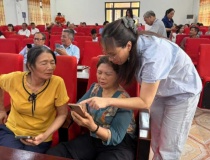 'Bình dân học vụ số' và câu chuyện phụ nữ Quảng Ninh làm chủ công nghệ