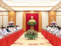 Bộ Chính trị làm việc với Ban Thường vụ Đảng ủy Chính phủ