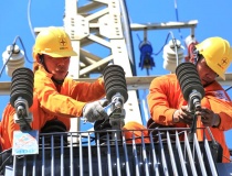 Giá điện: Cần chia sẻ và công bằng