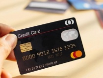 Có cần khóa thẻ tín dụng sau sự cố lộ dữ liệu của Trung tâm Thông tin tín dụng quốc gia?