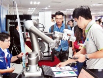 Nghị quyết 57: Đặt con người và tri thức vào vị trí trung tâm phát triển