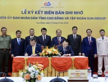 Cao Bằng ký kết hợp tác với Tập đoàn Sun Group phát triển Khu du lịch thác Bản Giốc