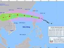 Tin báo mới nhất: Siêu bão Ragasa đạt cấp 17 khi vào Biển Đông, sóng cao trên 10m, biển động dữ dội