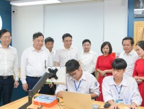 Petrovietnam trao tặng phòng thực hành STEM tại Ninh Bình