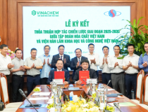 VINACHEM và Viện Hàn lâm Khoa học và Công nghệ Việt Nam ký kết hợp tác chiến lược
