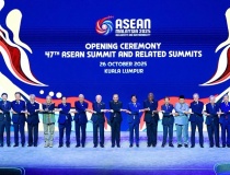 Thủ tướng dự khai mạc Hội nghị cấp cao ASEAN với 'dấu mốc lịch sử'