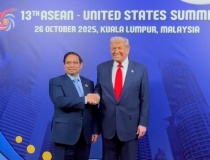 Thủ tướng Phạm Minh Chính gặp Tổng thống Hoa Kỳ Donald Trump