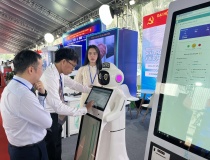 Thành phố đẩy mạnh “phổ cập AI” cho người dân