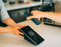 Việt Nam đặt trọng tâm vào 'tài chính toàn diện số'