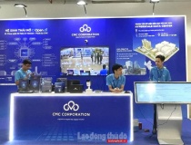 Đặt con người ở trung tâm, bước đột phá chiến lược trong phát triển đất nước