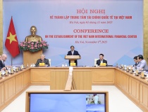 Thủ tướng chủ trì hội nghị về thành lập Trung tâm tài chính quốc tế