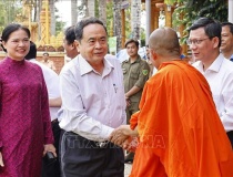 Chủ tịch Quốc hội Trần Thanh Mẫn dự Ngày hội Đại đoàn kết toàn dân tộc tại Cần Thơ