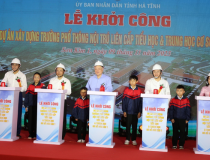 Phó Thủ tướng Thường trực Chính phủ Nguyễn Hòa Bình dự lễ khởi công dự án Trường nội trú liên cấp Tiểu học – THCS Sơn Kim 1