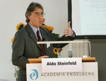 Những ngôi sao khoa học nào sẽ thắp sáng bầu trời tri thức tại Tuần lễ VinFuture 2025?