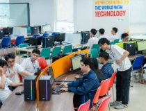 Nhiều tài năng công nghệ trẻ trong và ngoài nước đến HUTECH, đăng ký nhập cuộc Kỳ thi OLP, OlpAI, Procon, ICPC 2025