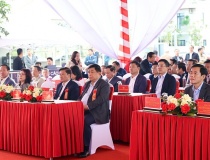 Phó Thủ tướng Nguyễn Chí Dũng dự Lễ khởi công Dự án Khu nhà ở xã hội Trung tâm Đồng Hới