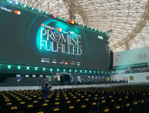 Tận mắt chứng kiến sân khấu 500m2 xem T1 và huyền thoại Faker thi đấu