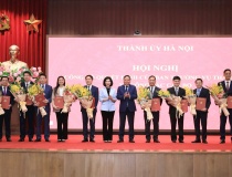 Công bố 9 quyết định của Ban Thường vụ Thành ủy Hà Nội về công tác cán bộ