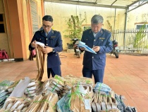 Thái Nguyên: Phát hiện 1.500 sản phẩm không rõ nguồn gốc bán qua mạng xã hội