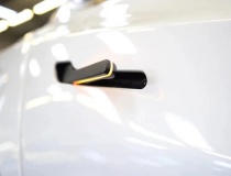 Tesla Model 3 bị điều tra tại Mỹ liên quan thiết kế mở cửa