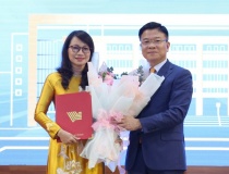 Phó Thủ tướng Lê Thành Long trao quyết định bổ nhiệm Giám đốc Đại học Quốc gia TPHCM