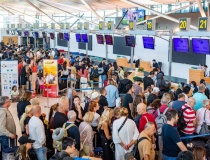 Khách quốc tế đổ bộ, tới Phú Quốc tưởng mình đi nước ngoài