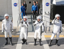 NASA cho phi hành đoàn hồi hương sớm hơn kế hoạch vì sự cố sức khỏe